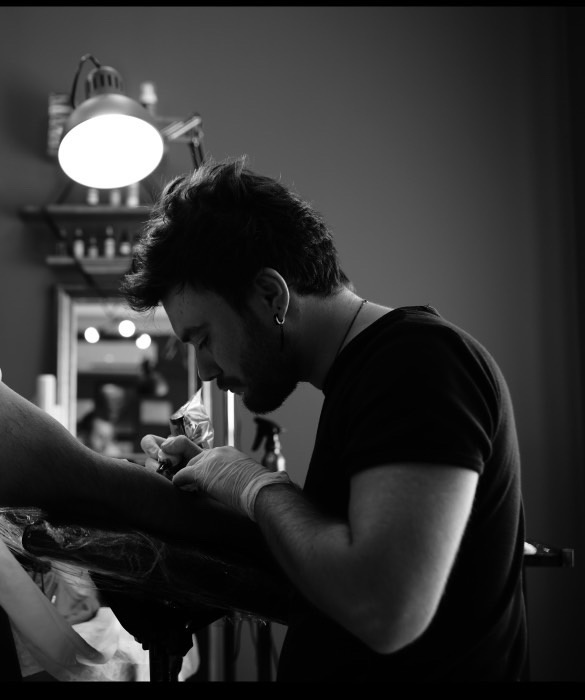 3FEAF2A6-0608-4801-B43E-9DCA1F7DE879