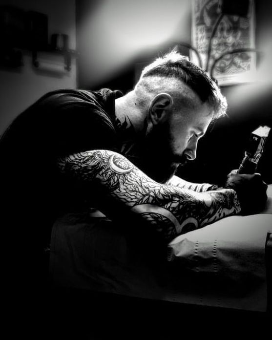 528753059_122145263774794526_5460077438887294086_n