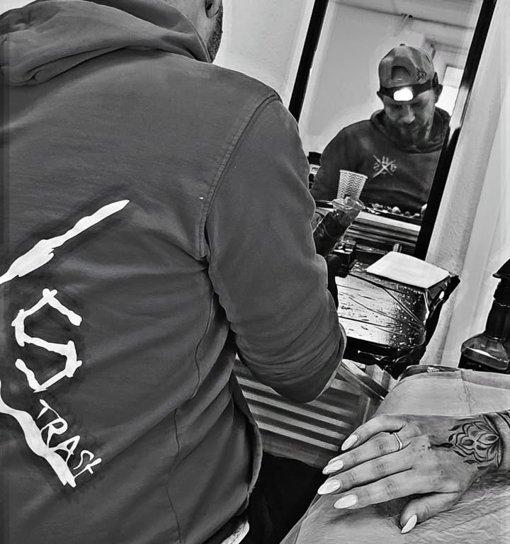 544756794_122153762096796143_8749349111341952554_n